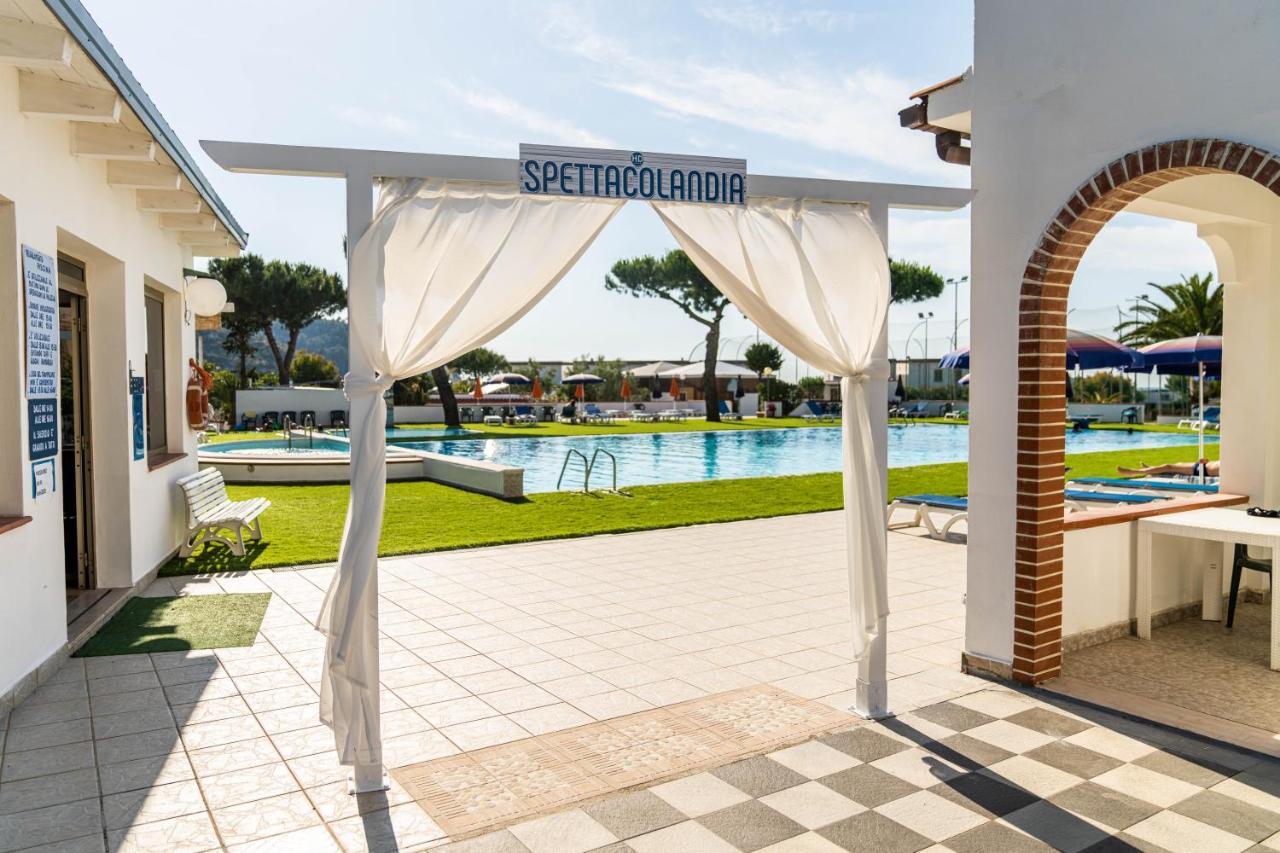 Hotel D'Amato Peschici Bagian luar foto