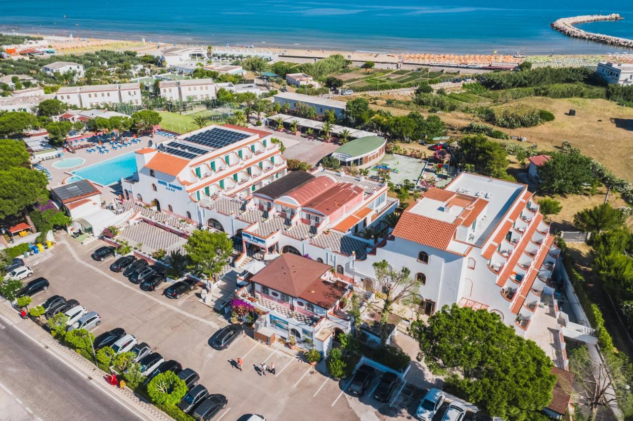 Hotel D'Amato Peschici Bagian luar foto