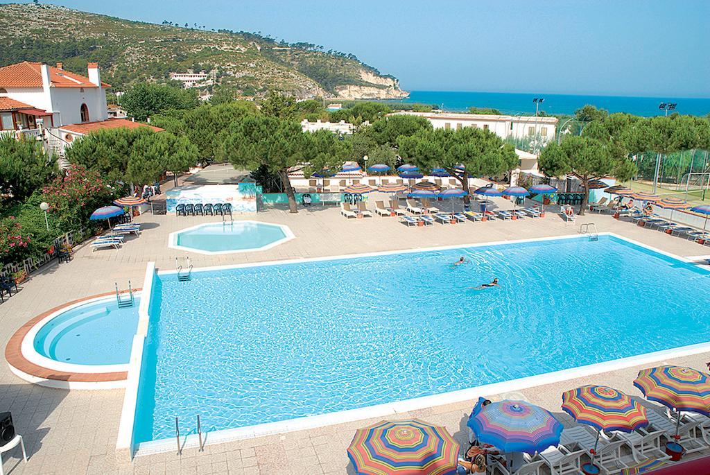 Hotel D'Amato Peschici Ruang foto