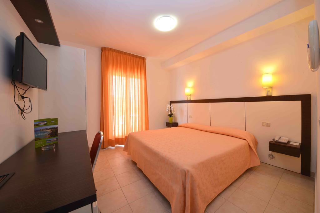 Hotel D'Amato Peschici Bagian luar foto