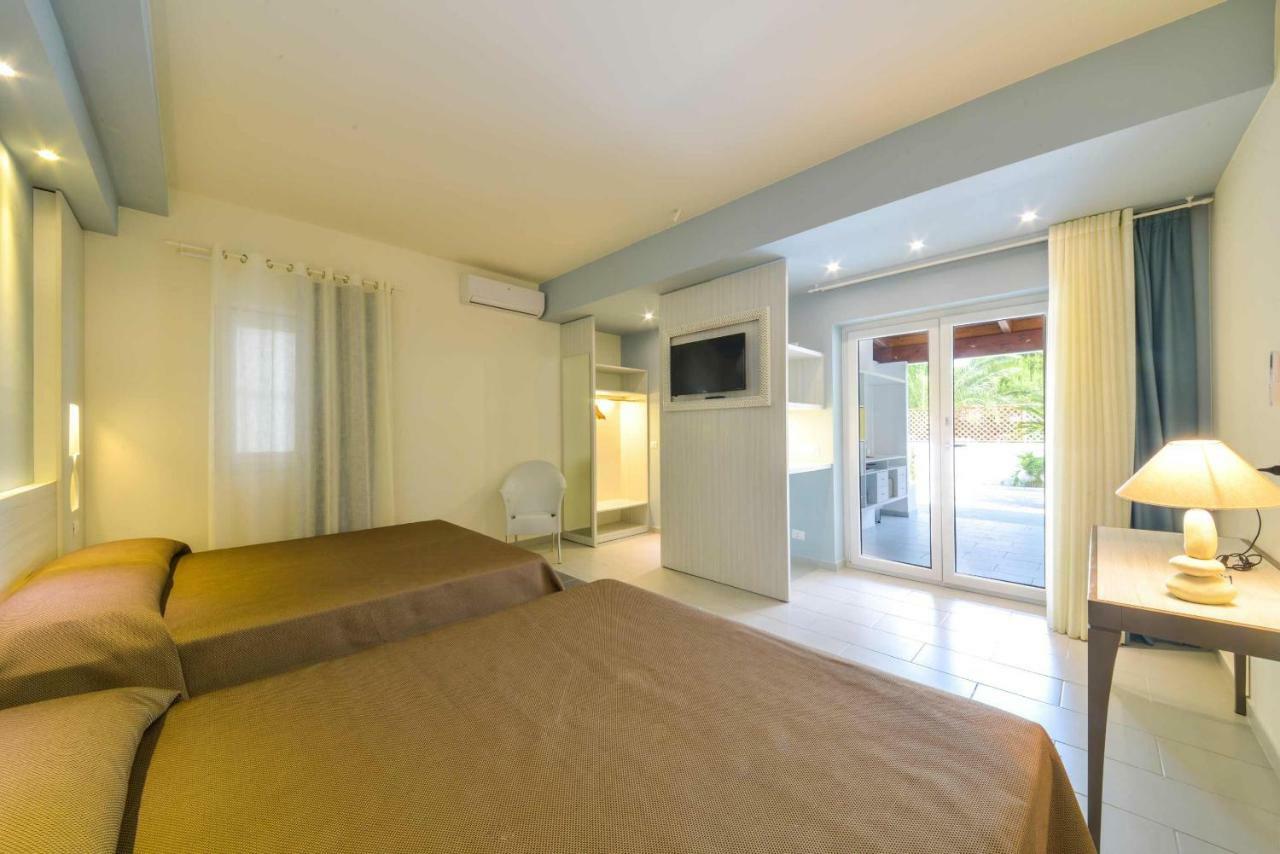 Hotel D'Amato Peschici Bagian luar foto