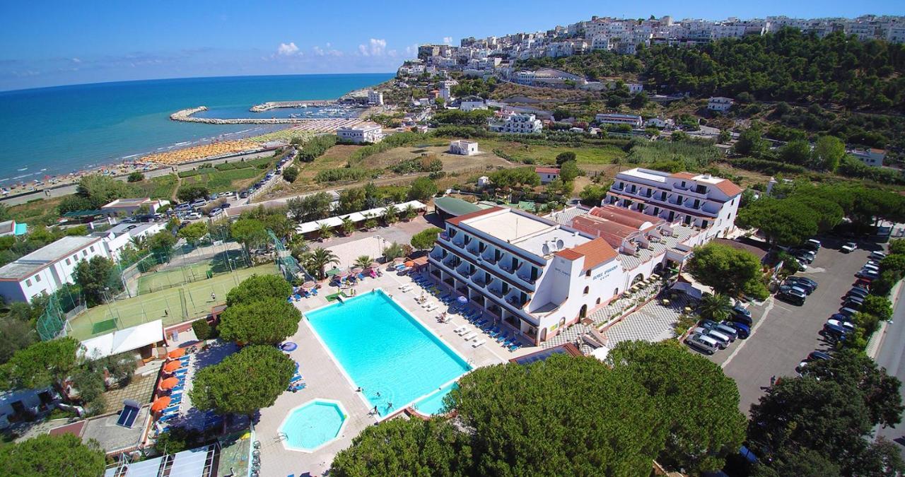 Hotel D'Amato Peschici Bagian luar foto